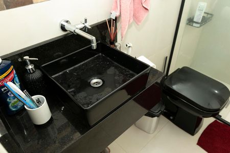 Apartamento à venda com 72m², 3 quartos e 1 vaga Apartamento à venda com 72m², 3 quartos e 1 vagaBANHEIRO SUITE