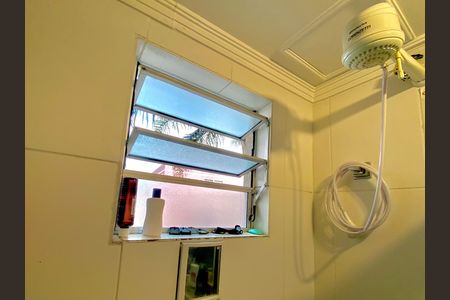 Apartamento à venda com 45m², 2 quartos e 1 vaga Apartamento à venda com 45m², 2 quartos e 1 vagaBanheiro