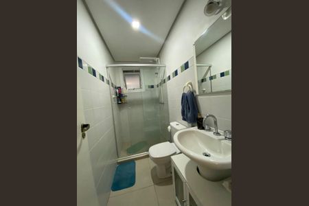 Banheiro de casa para alugar com 2 quartos, 55m² em Jardim Dona Leopoldina, Porto Alegre