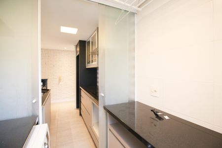 Apartamento à venda com 74m², 2 quartos e 2 vagas Apartamento à venda com 74m², 2 quartos e 2 vagasÁrea de Serviço
