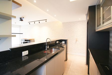 Apartamento à venda com 74m², 2 quartos e 2 vagas Apartamento à venda com 74m², 2 quartos e 2 vagasCozinha