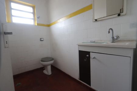 Apartamento para alugar com 90m², 2 quartos e sem vagaBanheiro