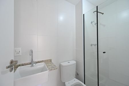 Apartamento para alugar com 39m², 2 quartos e 1 vaga Apartamento para alugar com 39m², 2 quartos e 1 vagaBanheiro Social
