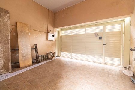 Garagem de casa à venda com 2 quartos, 148m² em Ipiranga, São Paulo