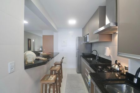 Apartamento para alugar com 77m², 2 quartos e 2 vagas Apartamento para alugar com 77m², 2 quartos e 2 vagasCozinha