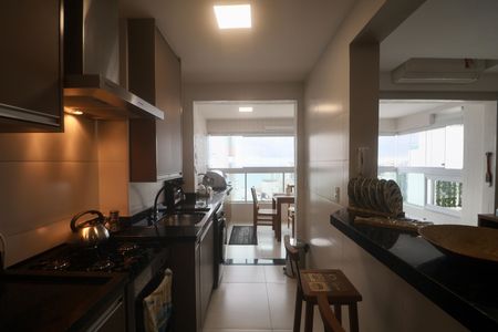 Apartamento para alugar com 77m², 2 quartos e 2 vagas Apartamento para alugar com 77m², 2 quartos e 2 vagasCozinha