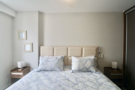 Apartamento para alugar com 77m², 2 quartos e 2 vagas Apartamento para alugar com 77m², 2 quartos e 2 vagasSuíte