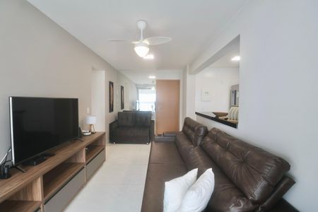 Sala de apartamento para alugar com 2 quartos, 77m² em Vila Alzira, Guarujá