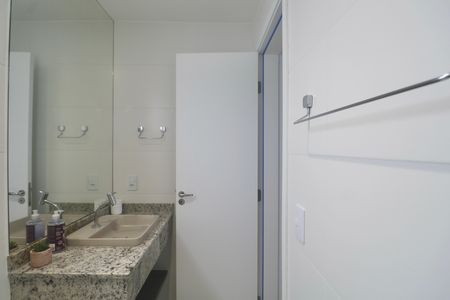 Apartamento para alugar com 77m², 2 quartos e 2 vagas Apartamento para alugar com 77m², 2 quartos e 2 vagasBanheiro Suíte