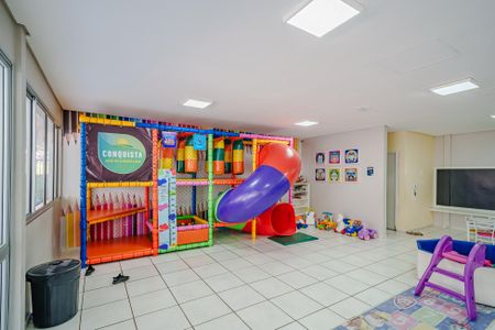 Apartamento à venda com 44m², 2 quartos e 1 vaga Apartamento à venda com 44m², 2 quartos e 1 vagaÁrea comum - Brinquedoteca