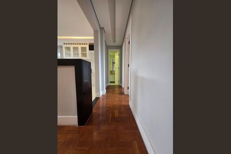 Apartamento para alugar com 76m², 3 quartos e 1 vaga Apartamento para alugar com 76m², 3 quartos e 1 vagaCorredor