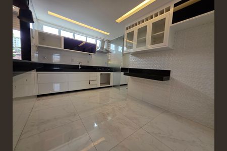 cozinha de apartamento para alugar com 3 quartos, 76m² em Caiçara-adelaide, Belo Horizonte