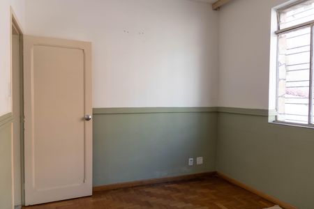 Apartamento para alugar com 168m², 3 quartos e 1 vaga