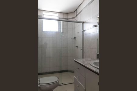 Apartamento para alugar com 168m², 3 quartos e 1 vaga