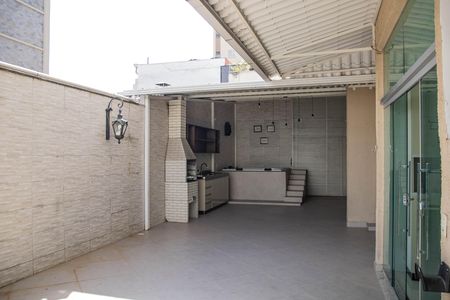 Apartamento para alugar com 168m², 3 quartos e 1 vaga