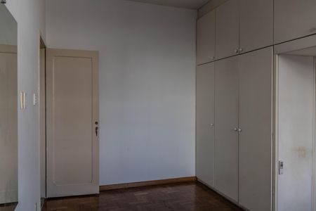 Apartamento para alugar com 168m², 3 quartos e 1 vaga
