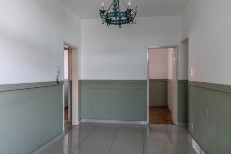 Apartamento para alugar com 168m², 3 quartos e 1 vaga