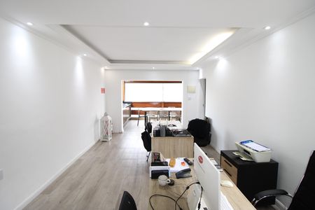 Casa à venda com 284m², 3 quartos e 5 vagasSala / Cozinha