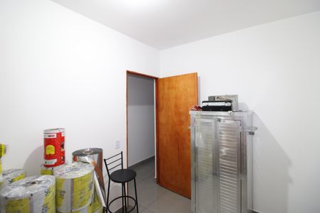 Casa à venda com 284m², 3 quartos e 5 vagasQuarto 4
