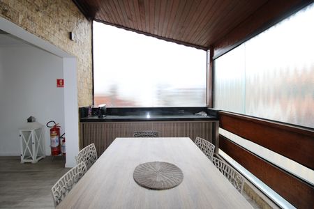 Casa à venda com 284m², 3 quartos e 5 vagasSala / Cozinha