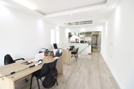 Casa à venda com 284m², 3 quartos e 5 vagasSala / Cozinha
