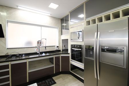 Casa à venda com 284m², 3 quartos e 5 vagasSala / Cozinha