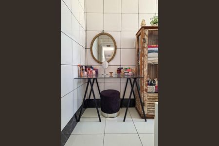 Apartamento à venda com 115m², 3 quartos e sem vaga Apartamento à venda com 115m², 3 quartos e sem vagaBanheiro