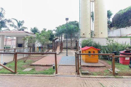 Apartamento para alugar com 33m², 2 quartos e sem vagaÁrea comum - Playground