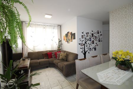 Sala de apartamento à venda com 2 quartos, 52m² em Guaianases, São Paulo