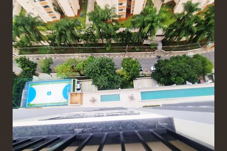 Apartamento para alugar com 45m², 2 quartos e 1 vagaVista da varanda