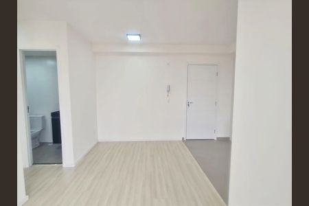 Sala de apartamento para alugar com 2 quartos, 45m² em Macedo, Guarulhos