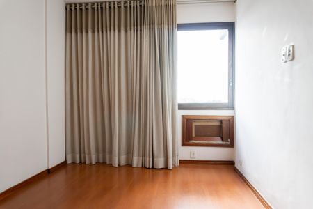 Apartamento à venda com 97m², 3 quartos e 1 vaga Apartamento à venda com 97m², 3 quartos e 1 vagaSuíte