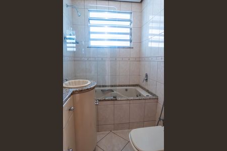 Apartamento à venda com 97m², 3 quartos e 1 vaga Apartamento à venda com 97m², 3 quartos e 1 vagaBanheiro