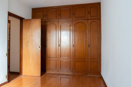 Apartamento à venda com 97m², 3 quartos e 1 vaga Apartamento à venda com 97m², 3 quartos e 1 vagaSuíte
