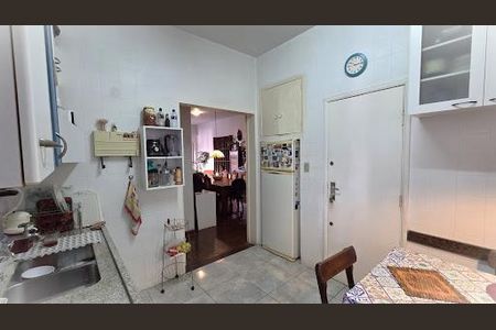 Apartamento à venda com 120m², 3 quartos e sem vaga