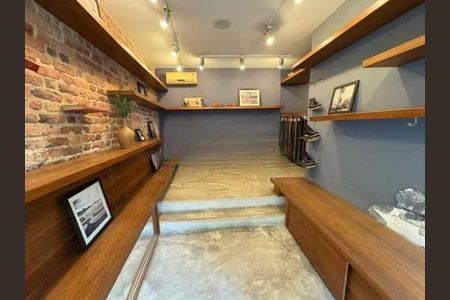 Casa à venda com 206m², 8 quartos e 2 vagas