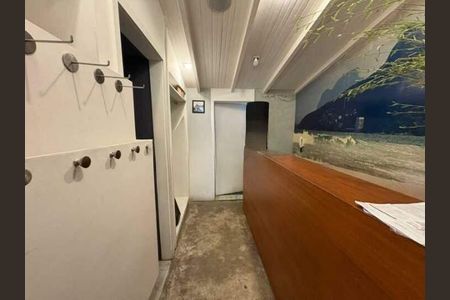 Casa à venda com 206m², 8 quartos e 2 vagas