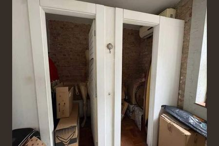 Casa à venda com 206m², 8 quartos e 2 vagas