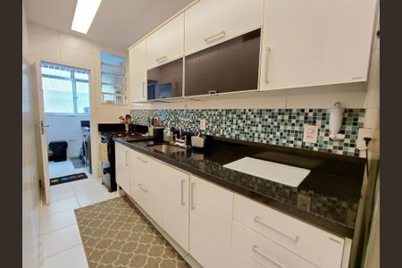 Apartamento à venda com 97m², 2 quartos e 1 vaga