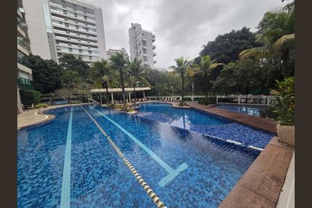 Apartamento à venda com 191m², 4 quartos e 3 vagas