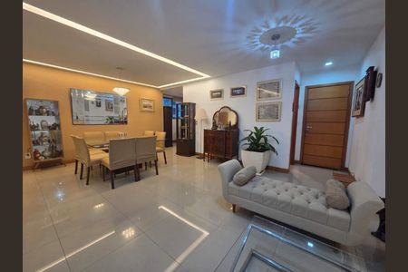 Apartamento à venda com 191m², 4 quartos e 3 vagas