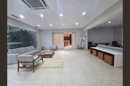 Apartamento à venda com 191m², 4 quartos e 3 vagas