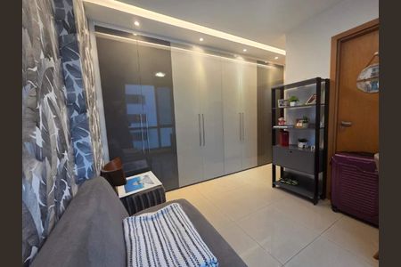 Apartamento à venda com 191m², 4 quartos e 3 vagas