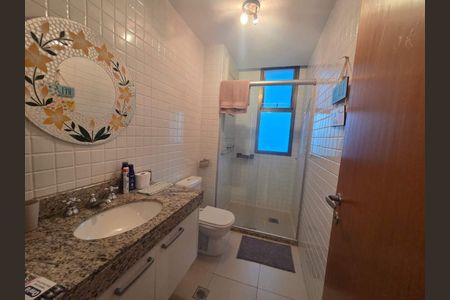 Apartamento à venda com 191m², 4 quartos e 3 vagas
