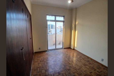 Apartamento à venda com 118m², 4 quartos e 2 vagas