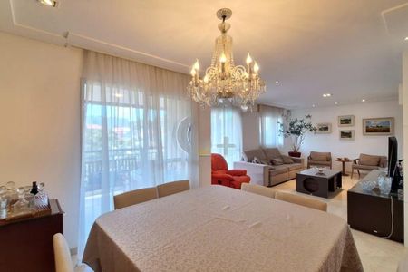 Apartamento à venda com 170m², 3 quartos e 3 vagas
