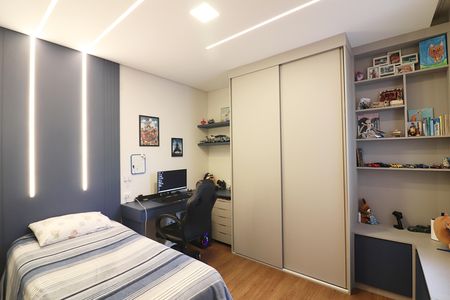 Casa à venda com 200m², 3 quartos e 4 vagasSuíte 2