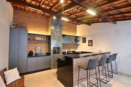 Casa à venda com 200m², 3 quartos e 4 vagasEspaço Gourmet
