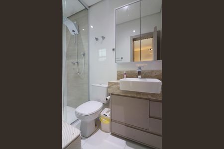 Casa à venda com 200m², 3 quartos e 4 vagasSuíte 1 Banheiro