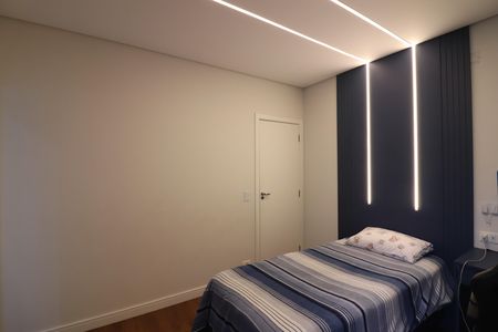 Casa à venda com 200m², 3 quartos e 4 vagasSuíte 2